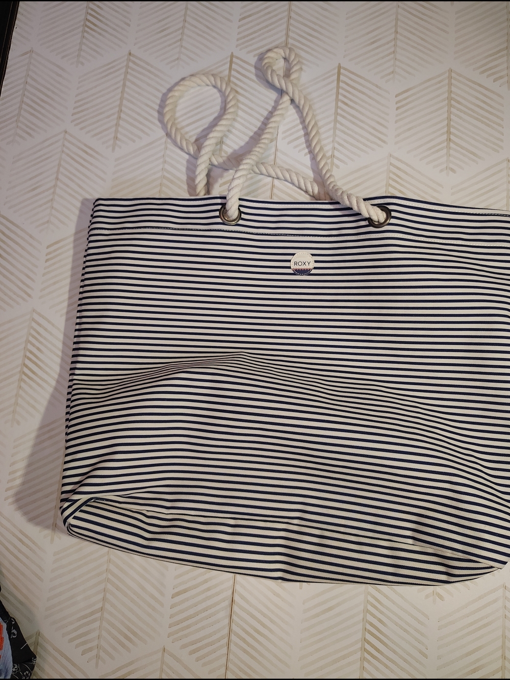 Roxy Navy and‎ White Striped Rope-Handle Tote Euc